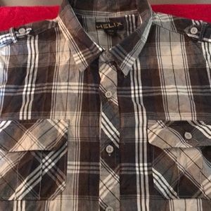 Men’s short sleeve shirt